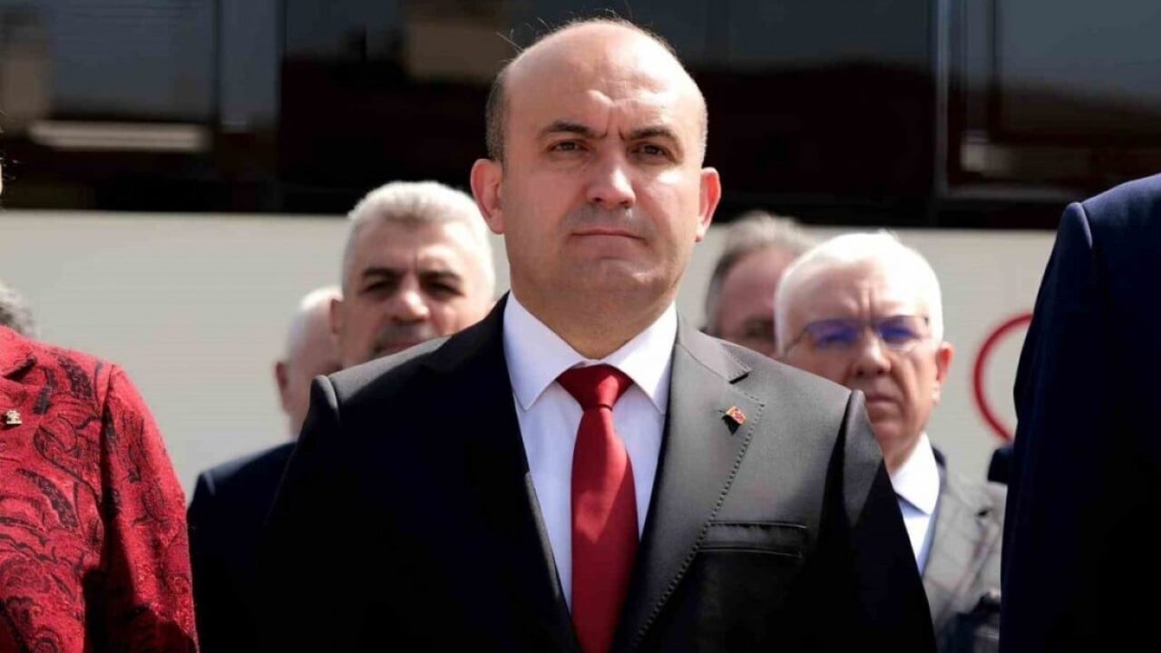 Foto - Halk hizmet ve çözüm beklerken CHP yine helkel peşinde