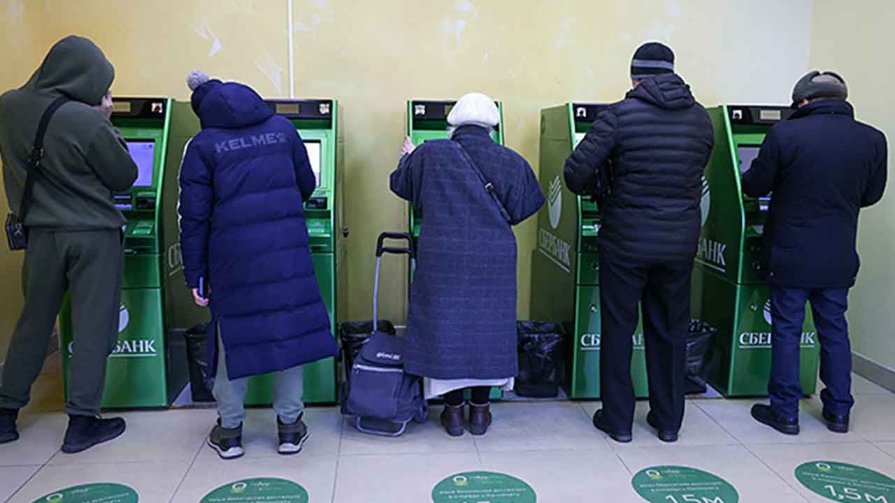 Foto - Halk nakite geçti, ülkenin devlet bankası rahatsız oldu