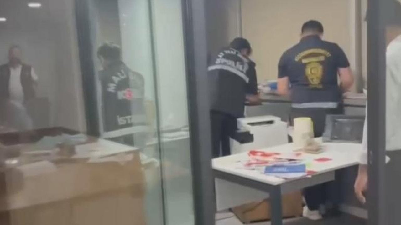 Foto - Haluk Levent’in en yakınındaki isimler resmen suç makinesi çıktı! İşte ağızları açık bırakan sabıkaları