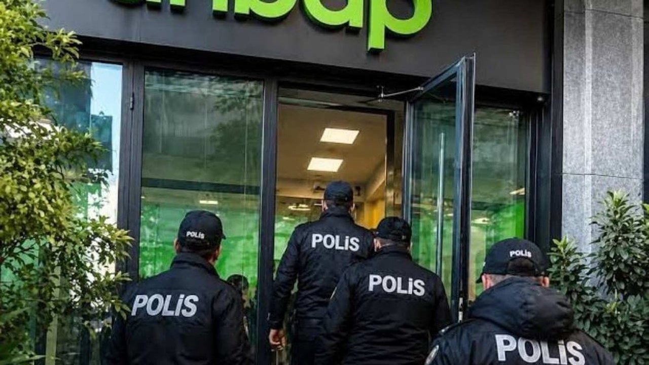 Foto - Haluk Levent’in en yakınındaki isimler resmen suç makinesi çıktı! İşte ağızları açık bırakan sabıkaları