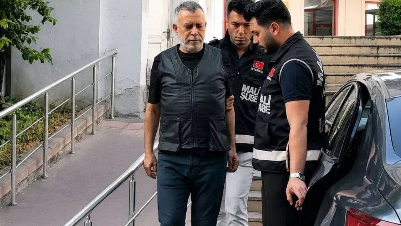 Foto - Haluk Levent’in sevgilisi isyan etmiş: 1 yıldır Cuma günü...