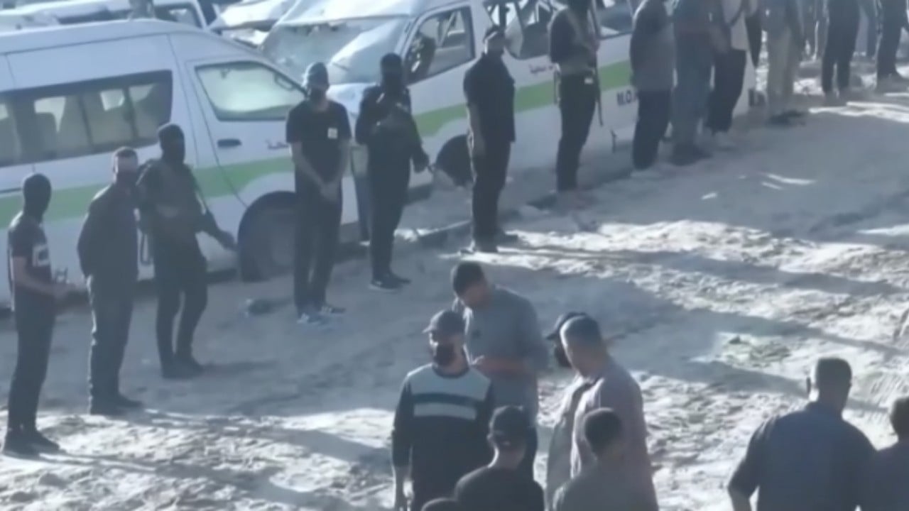 Foto - Hamas’la İsrail arasındaki esir takası başladı! İşte tüm dünyanın merak ettiği ilk görüntüler