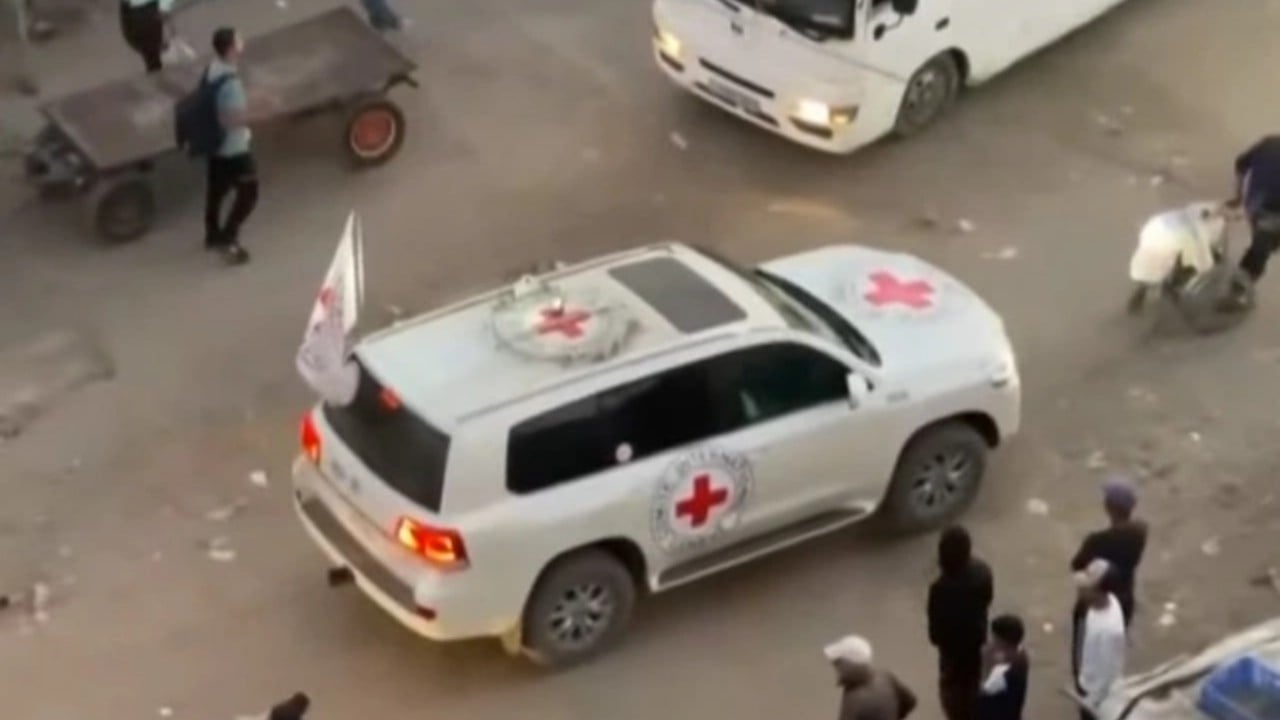 Foto - Hamas’la İsrail arasındaki esir takası başladı! İşte tüm dünyanın merak ettiği ilk görüntüler