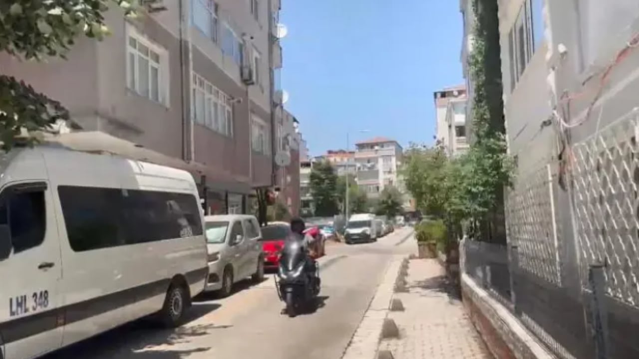 Foto - Hamile eşine tatlı almak istedi! Sokak ortasında 6 yerinden bıçaklandı!