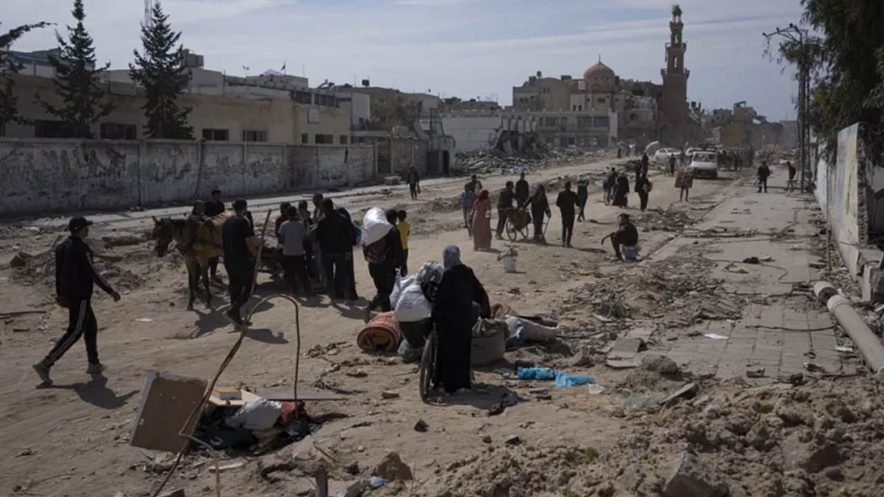 Foto - Han Yunus'ta binalar bombalandı