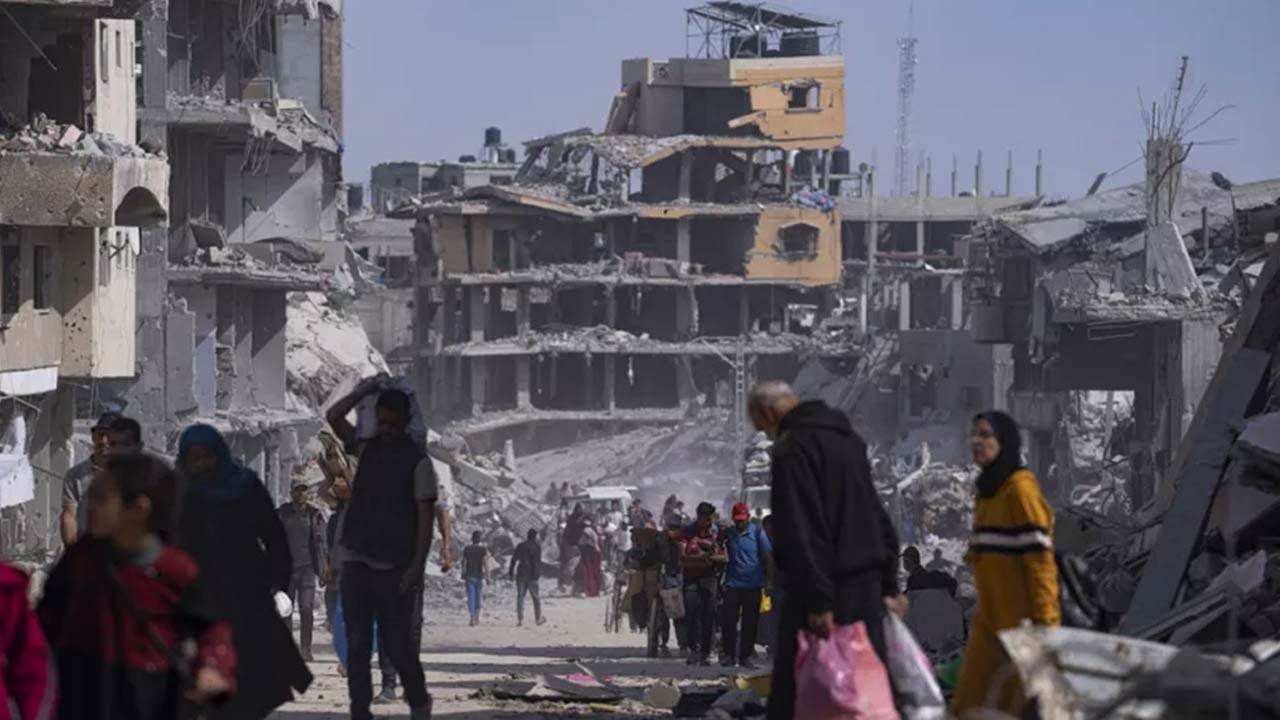 Foto - Han Yunus'ta binalar bombalandı