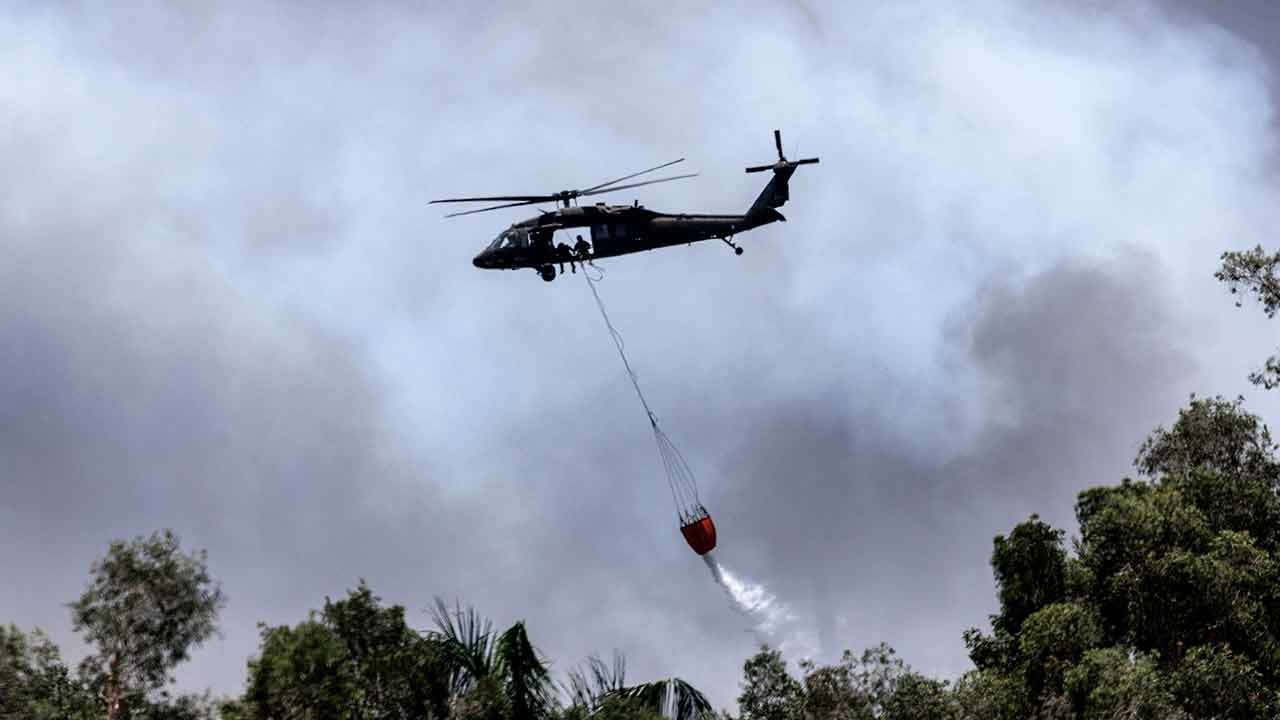 Foto - Hani çok ama çok güçlülerdi! Florida yanıyor, süper güç çaresiz