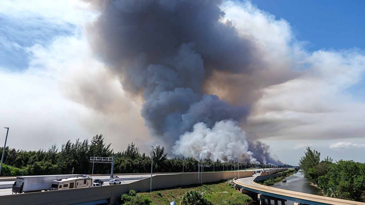 Foto - Hani çok ama çok güçlülerdi! Florida yanıyor, süper güç çaresiz
