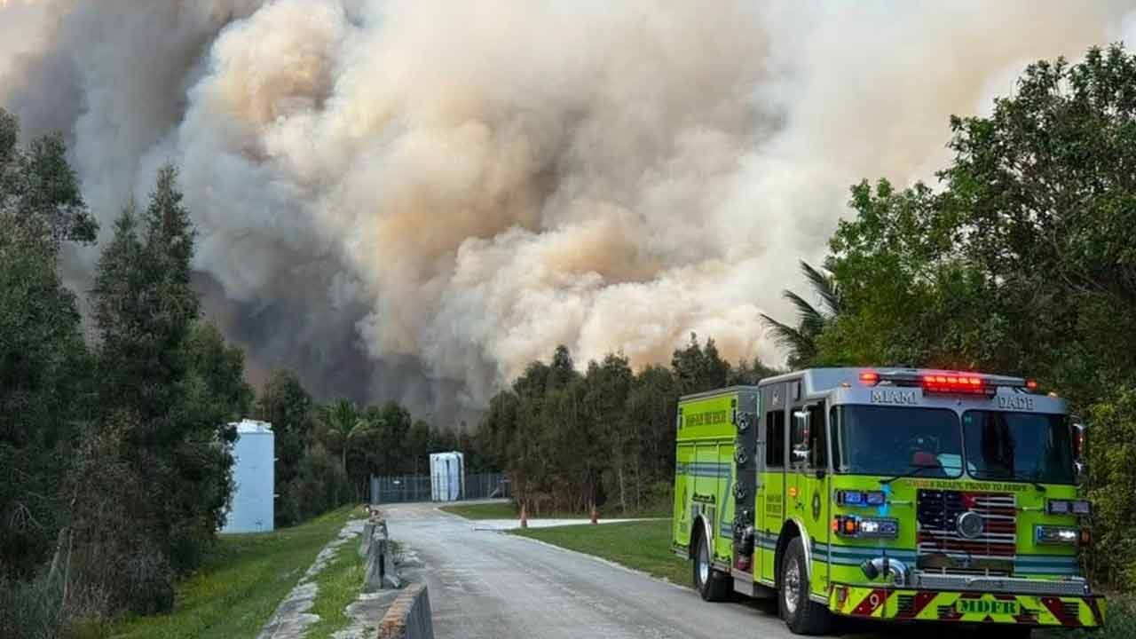 Foto - Hani çok ama çok güçlülerdi! Florida yanıyor, süper güç çaresiz
