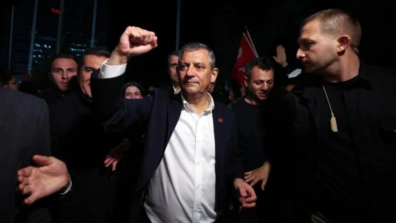 Foto - Hani hepsi sütten çıkma ak kaşıktı: Deniz Zeyrek butlan Özgür ekibine akıl verdi