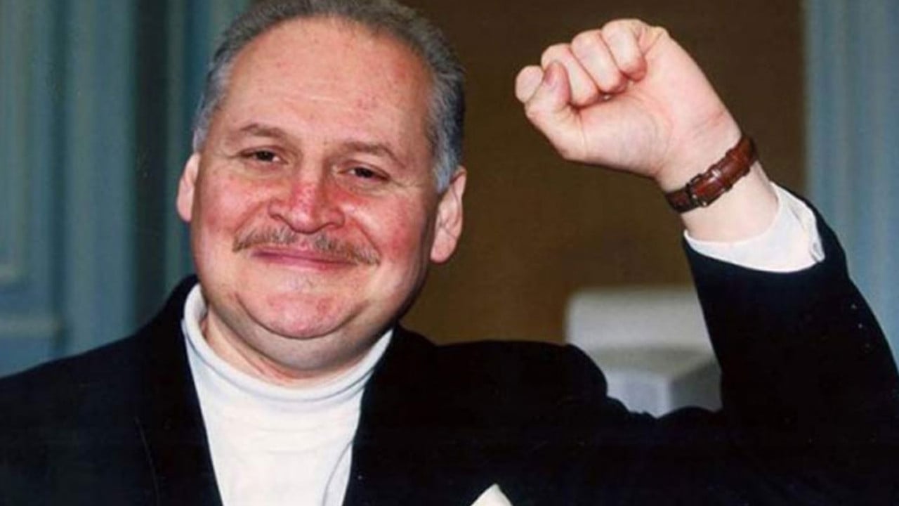 Foto - Hapse giren Fransa eski Cumhurbaşkanı Sarkozy’nin "komşusu" bakın kim oldu? Herkes o efsane Müslümanı konuşuyor