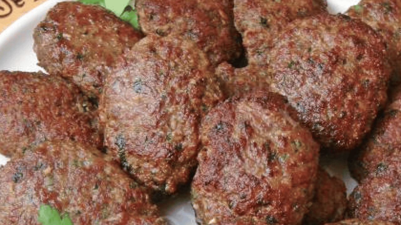 Foto - Harç hazırlama ve pişirmedeki küçük detaylar... Köfteyi sertleştiren 3 hata