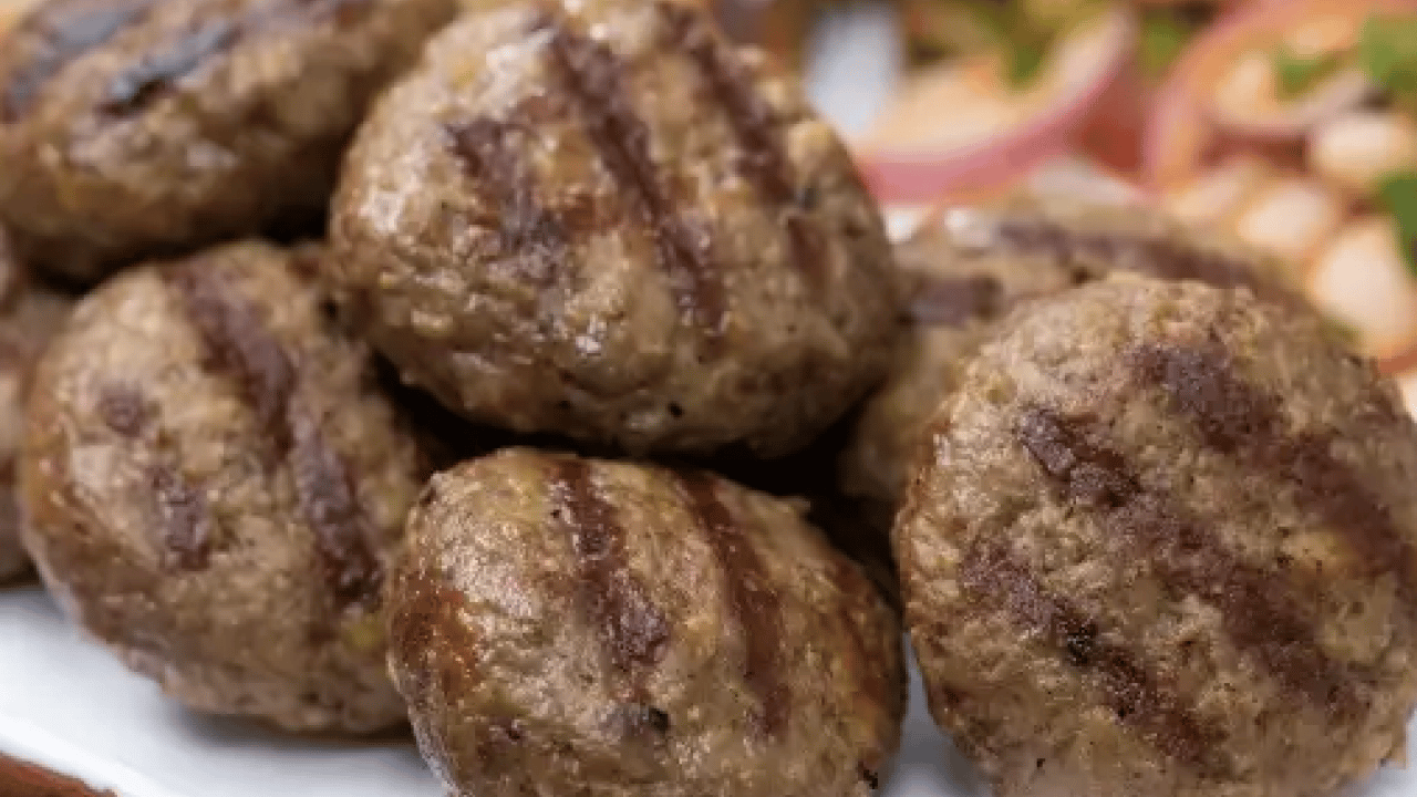 Foto - Harç hazırlama ve pişirmedeki küçük detaylar... Köfteyi sertleştiren 3 hata