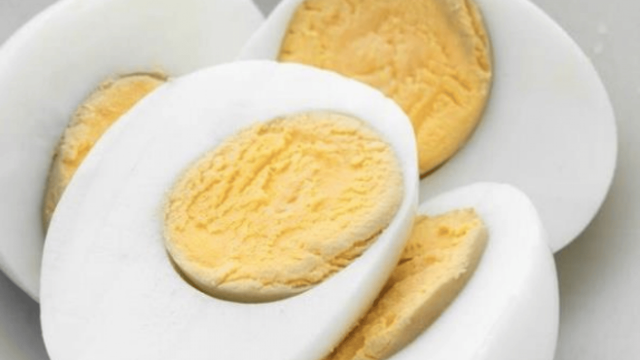 Harcanan zamana dikkat edin! Yumurtada yeşil renk neden olur?