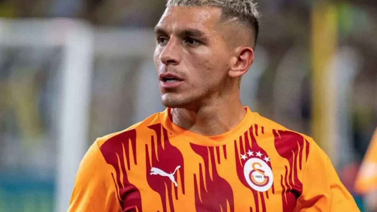 Foto - Hasan Şaş Galatasaraylı yıldıza öfke kustu: Menajerin mi oynuyor?