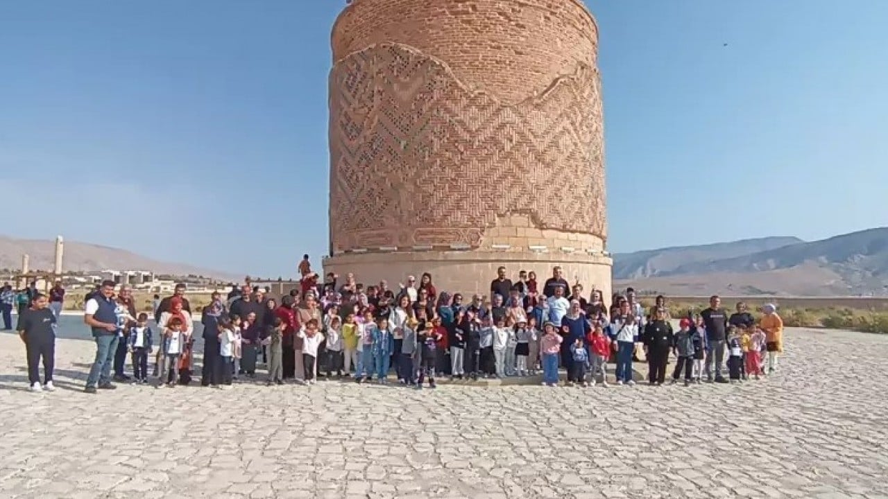 Foto - Hasankeyf'te 552 yıllık Zeynel Bey Türbesi dikkat çekiyor! Turistlerin uğrak noktalarından biri oldu