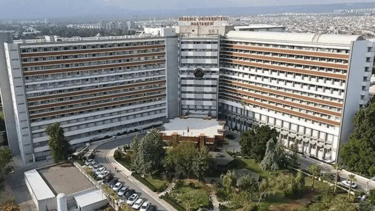 Foto - Hastanede borsa vurgunu: Ünlü cerrahları bile dolandırıp kaçtı