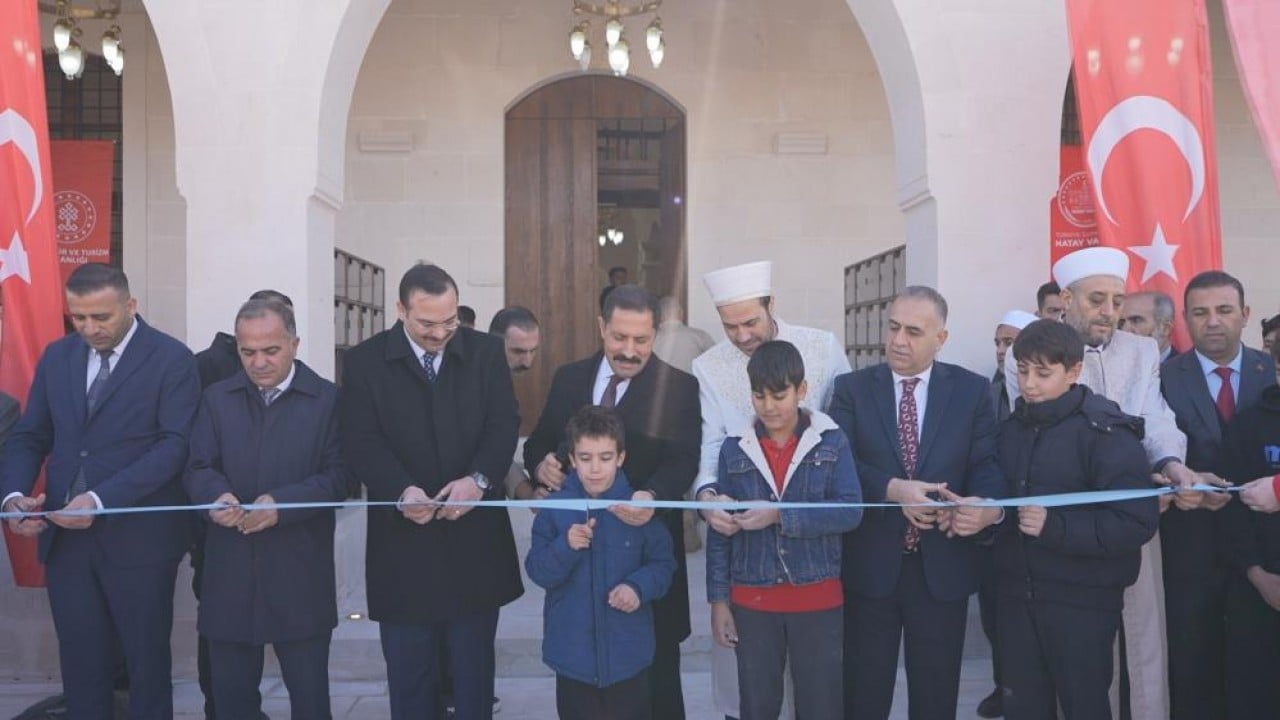 Foto - Hatay ihya oldu ayağa kalktı Deprem sonrası 120'nci cami