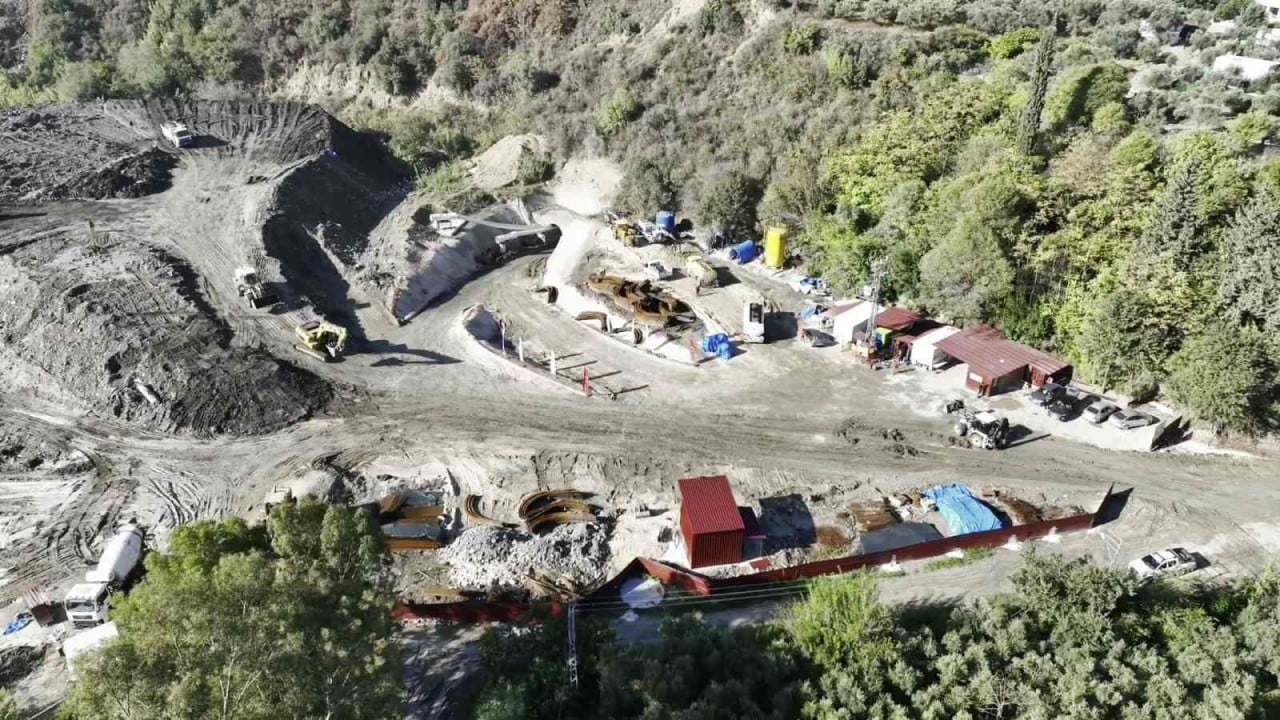 Foto - Hatay’a Türkiye'nin en büyük atık su tüneli
