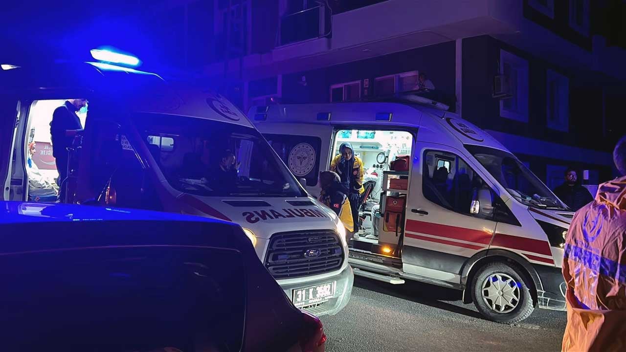 Foto - Hatay’da galeride çıkan yangın: 2 ölü, 14 kişi hastanede