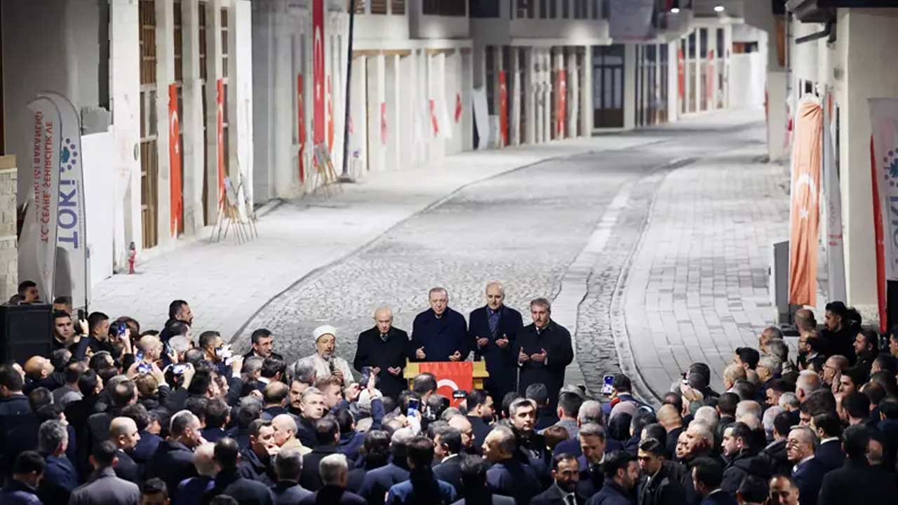 Foto - Hatay'daki Kurtuluş Caddesi'nde tarihi anlar: Başkan Erdoğan butona bastı