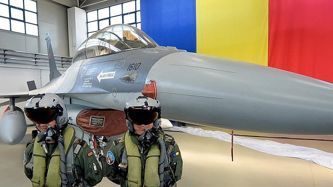 Foto - Hava sahasını delip geçen İHA vuruldu! F-16’lar acil kodla birbiri ardına kalktı, acımadan düşürdü