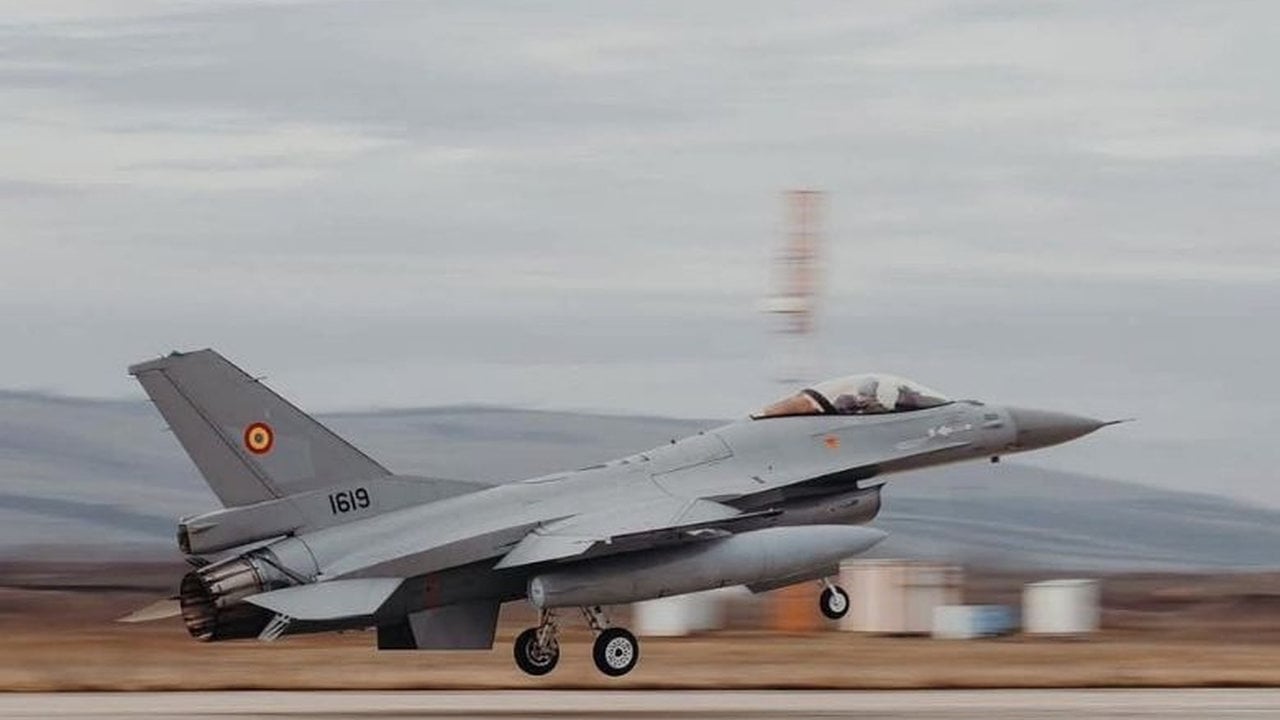 Foto - Hava sahasını delip geçen İHA vuruldu! F-16’lar acil kodla birbiri ardına kalktı, acımadan düşürdü