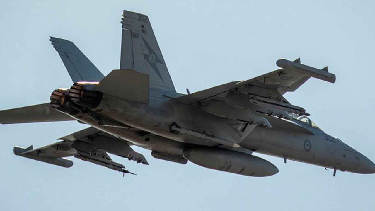 Foto - Hava savunma ve radarları bozan katil savaş uçağı EA-18G Growler: Eli kolunu sallaya sallaya ülkeye sızdı