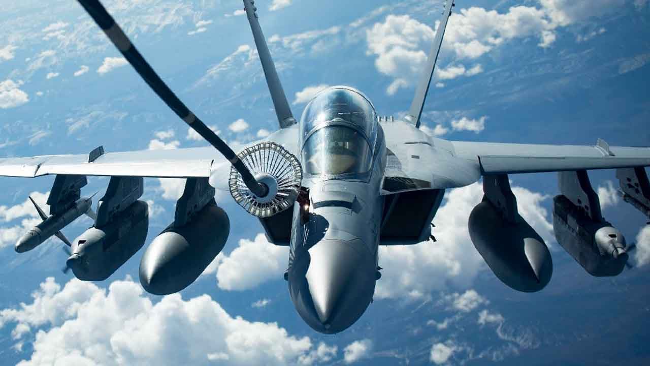 Foto - Hava savunma ve radarları bozan katil savaş uçağı EA-18G Growler: Eli kolunu sallaya sallaya ülkeye sızdı