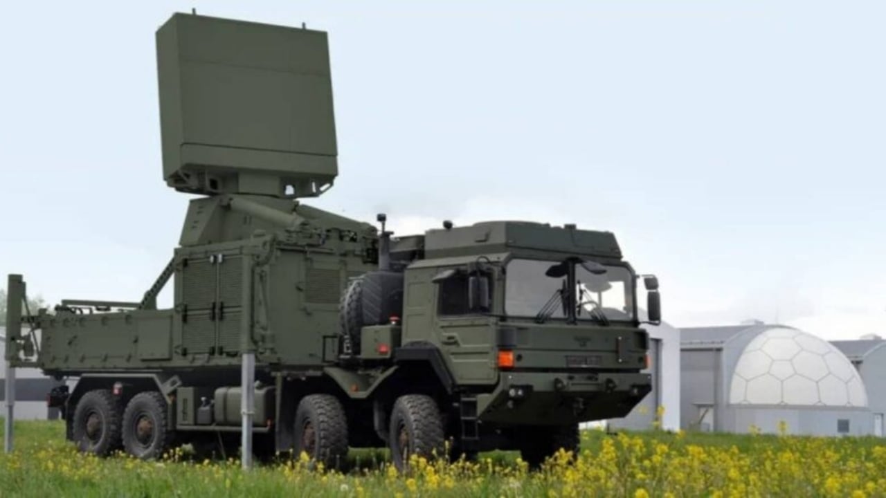 Foto - Hava savunmasında kritik adım! Türkiye’nin "Çelik Kubbe"sini gördüler, "İlla bizde de olacak" dediler