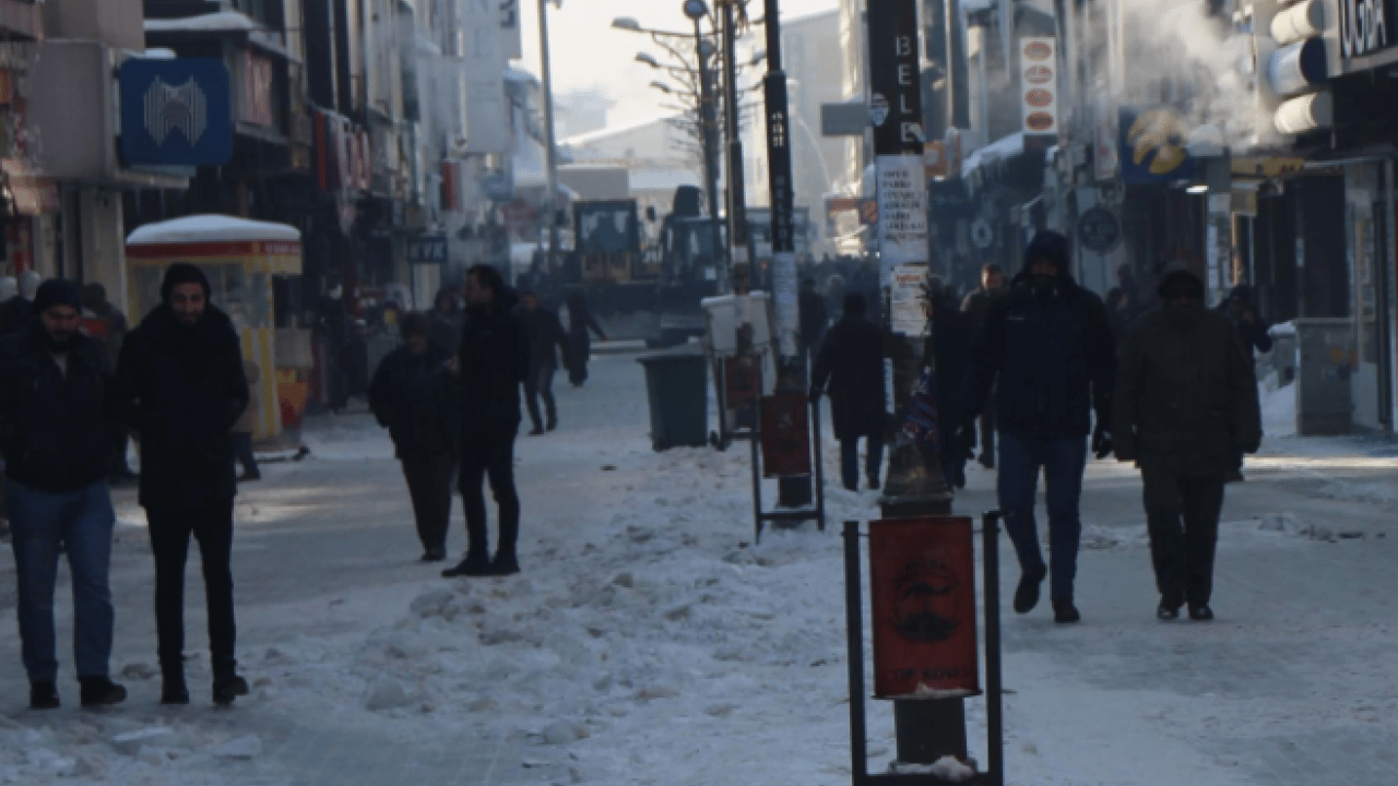 Foto - Hava sıfırın altında 23 derece! O ilimizde hayat resmen durdu