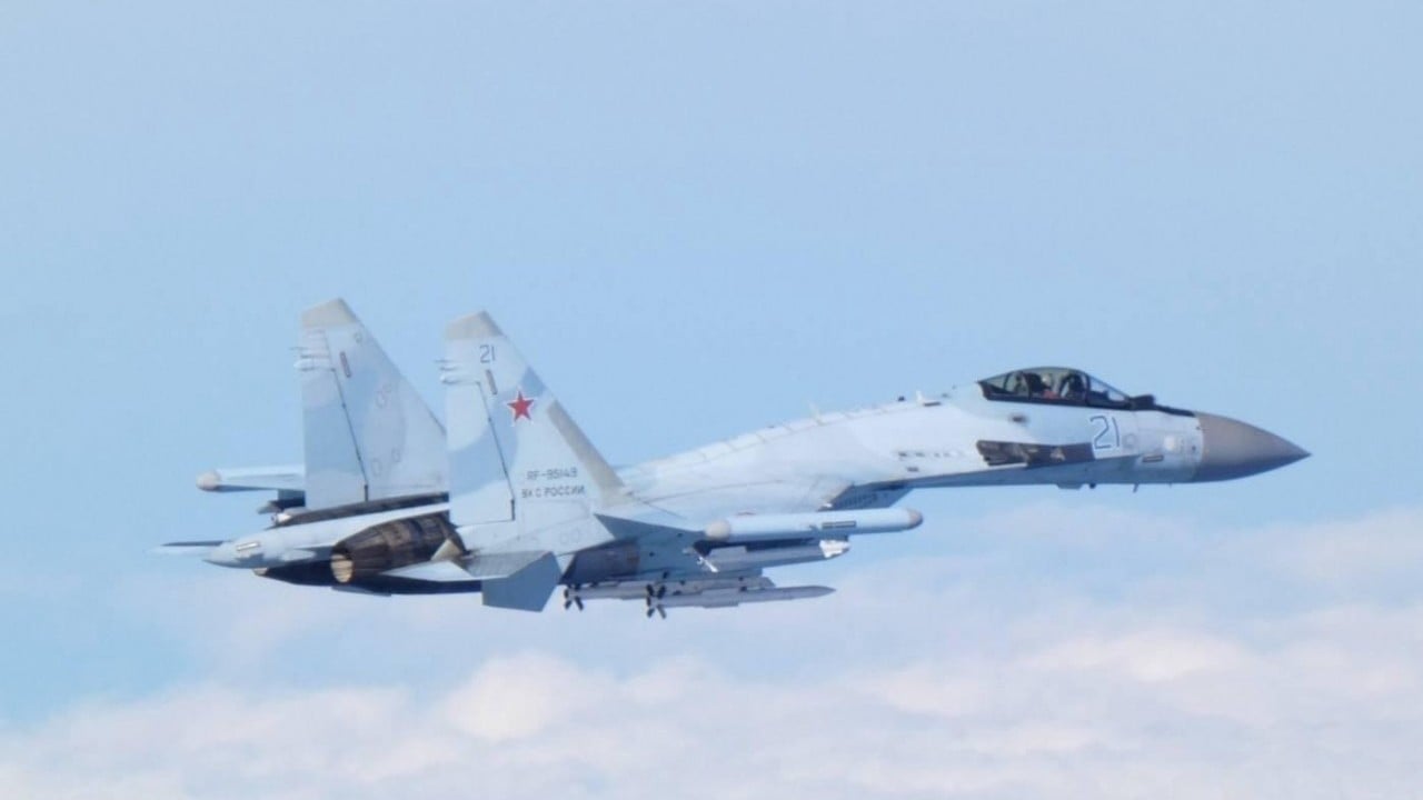 Foto - Havada gerilim: Biri yaklaştı biri tetiği çekti!