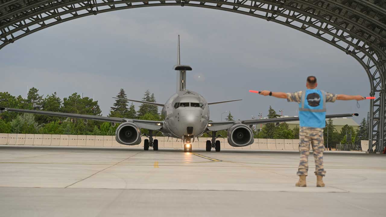 Foto - Havada kuş uçurtmadı! NATO Zirvesi'ne koruma kalkanı