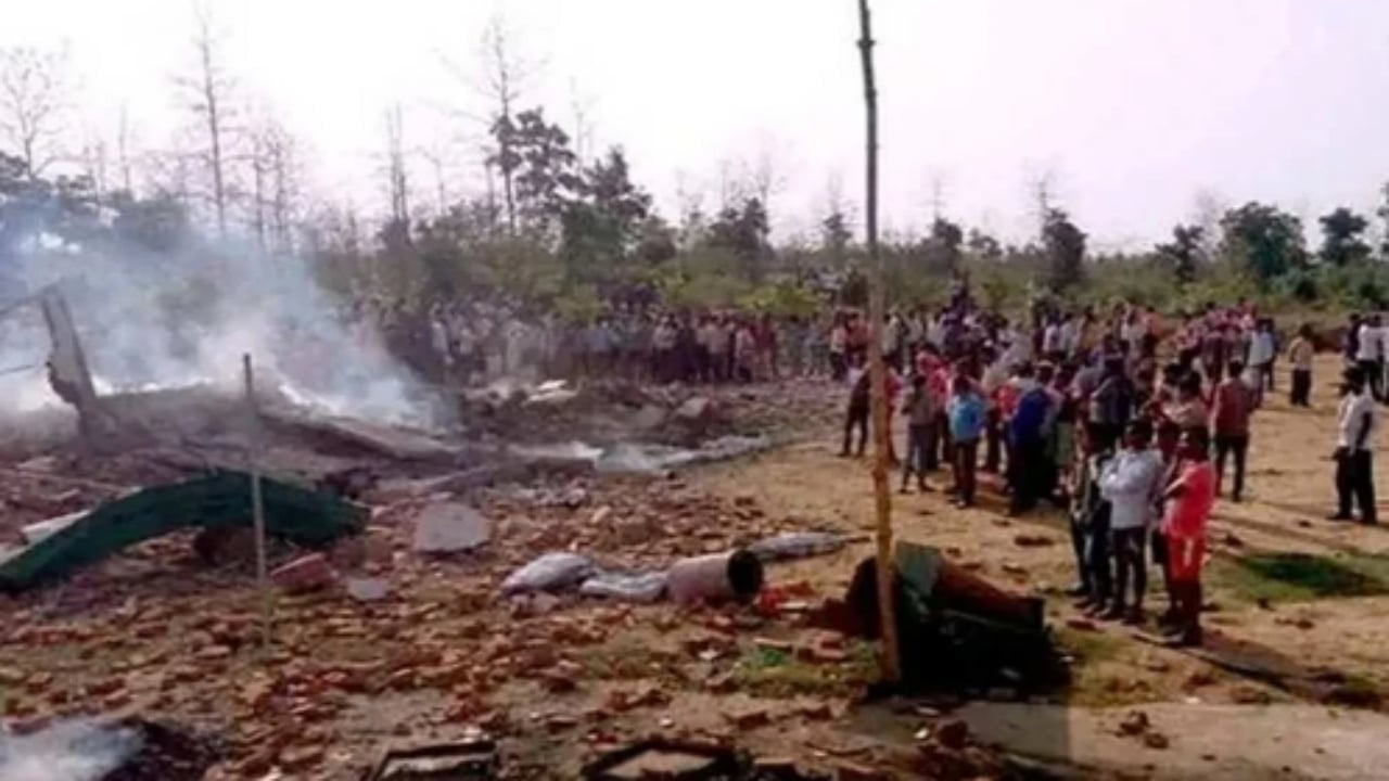 Foto - Havai fişek fabrikasında büyük patlama: Çok sayıda ölü var