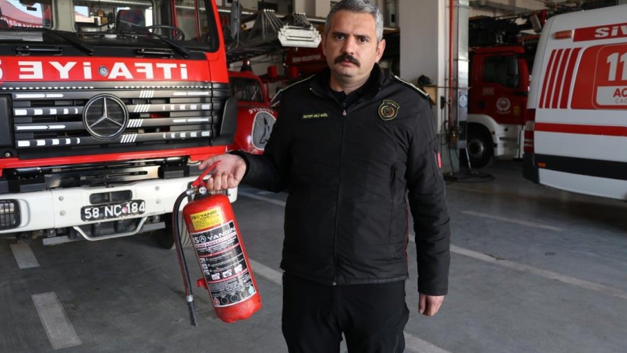 Foto - Havalar soğudu araç yangınları arttı! Uzmanı yapılması gerekilenleri açıkladı