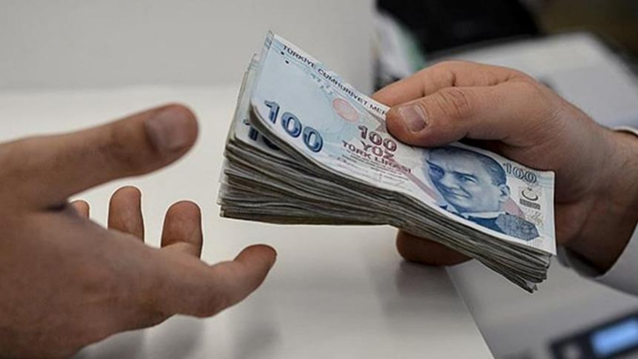 Foto - Havalara uçuracak müjde! Erdoğan’ın yardımcısı, milyonlarca kişiye yeni maaş için tarih verdi