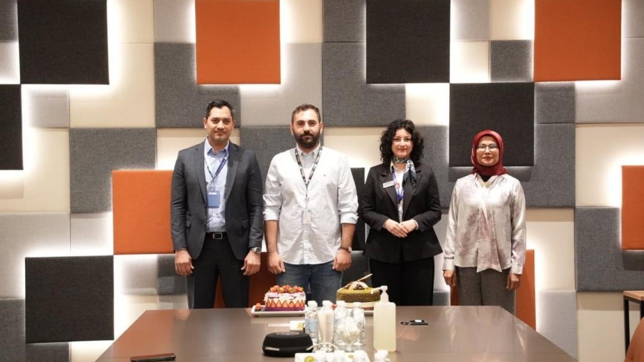 Foto - Havalimanına yılın ilk ödülü 'İnsanlık' kazandı