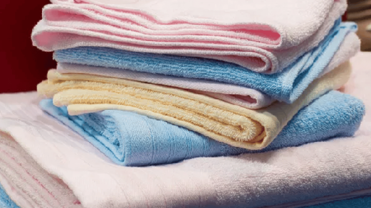 Havluları sakın banyoda saklamayın çünkü... Küf, kötü koku ve öyle şeyler var ki....