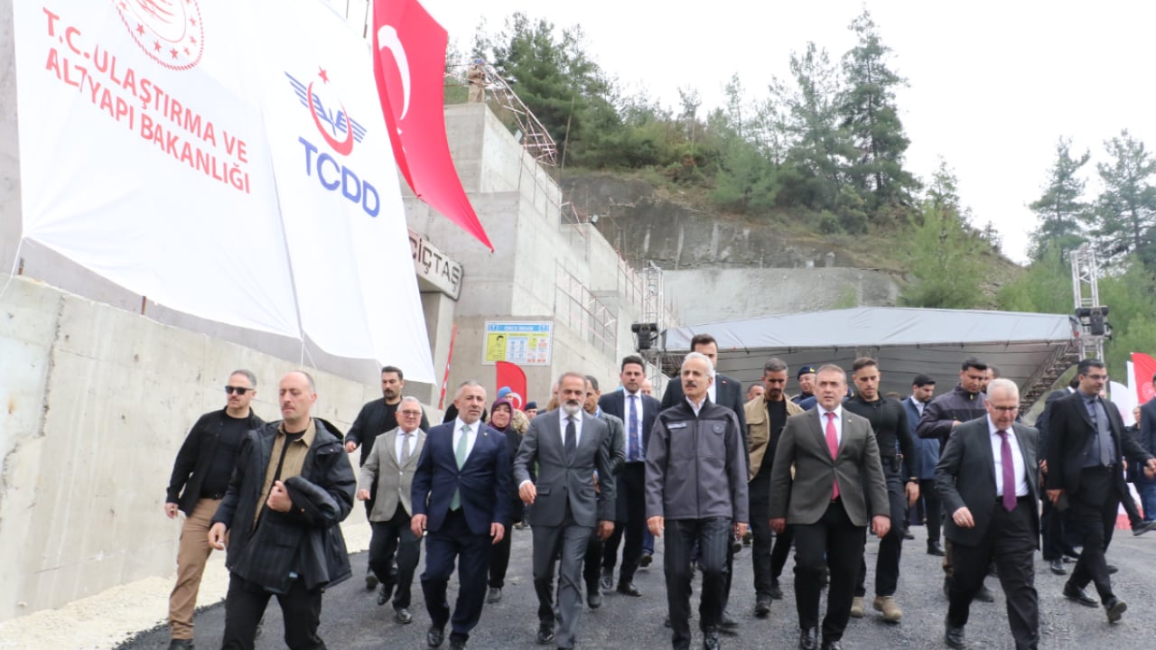 Foto - Hayal değil hedef! 48 saatte trenle Türkiye turu