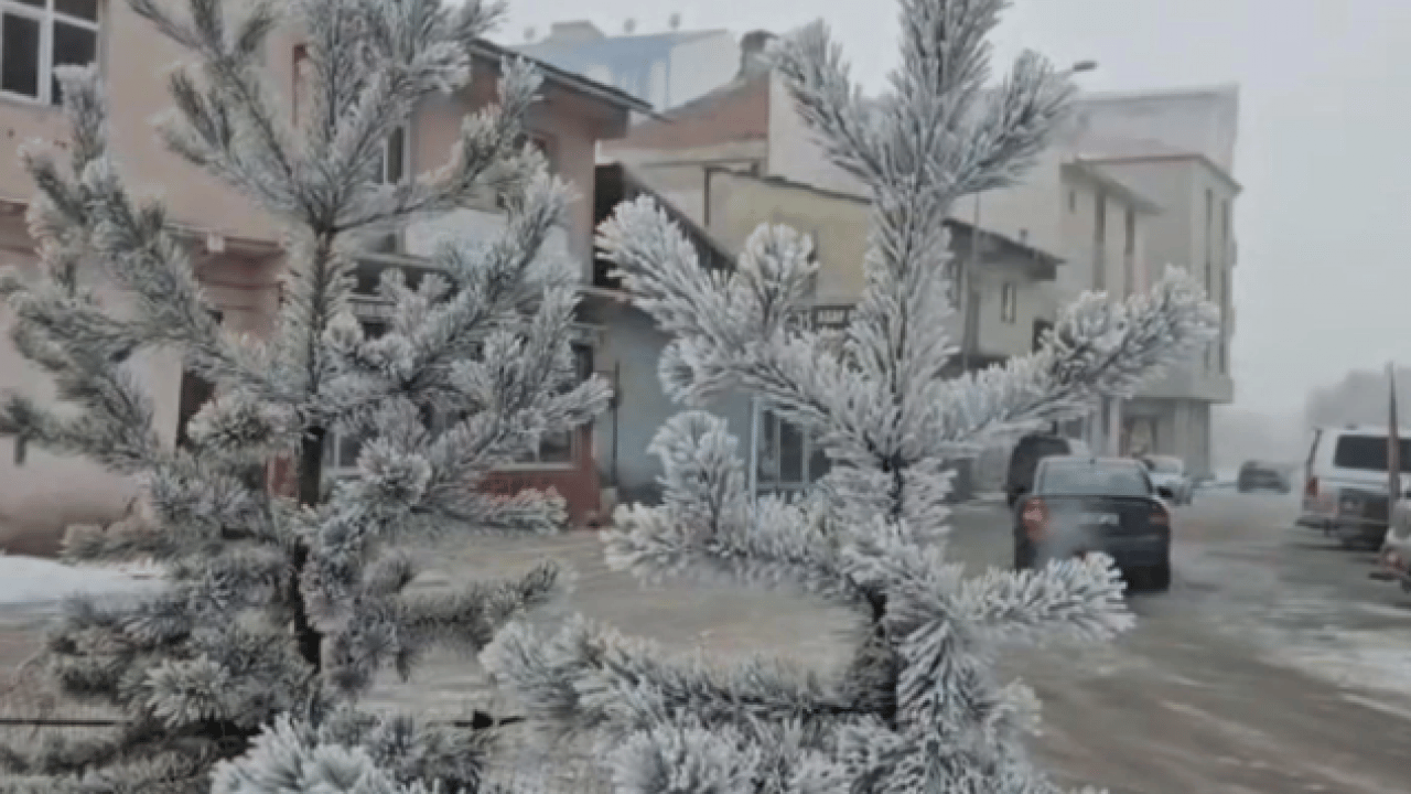 Foto - Hayat durma noktasına geldi! O ilçe adeta buz kesti