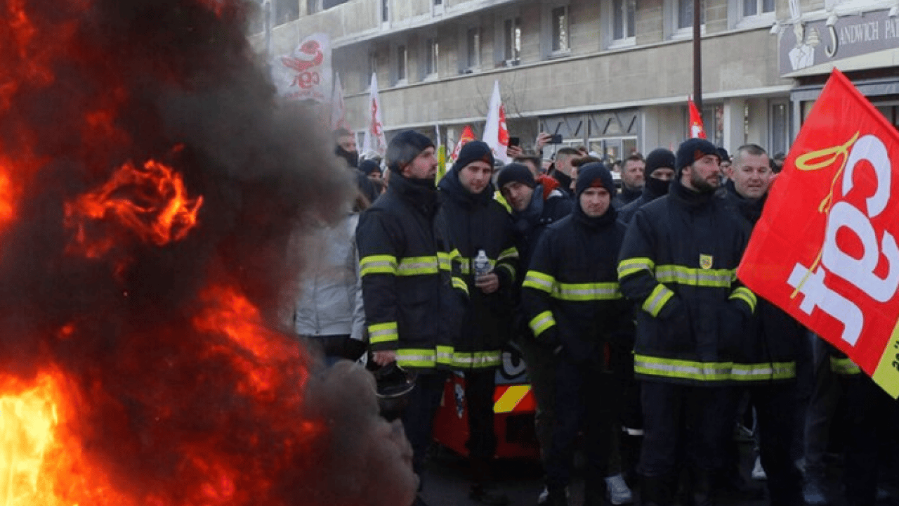 Foto - Hayatı durduran protestolar: İşte muhaliflerin imrendiği ülkenin son hali