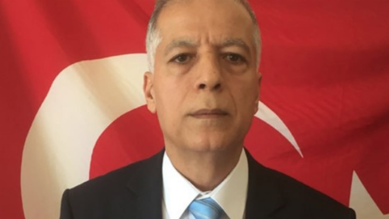 Haydi hayırlı olsun... Abdulla Sönmez’in Yeni Şiir Kitabı "Sönmez Işıklar" Raflardaki Yerini Aldı