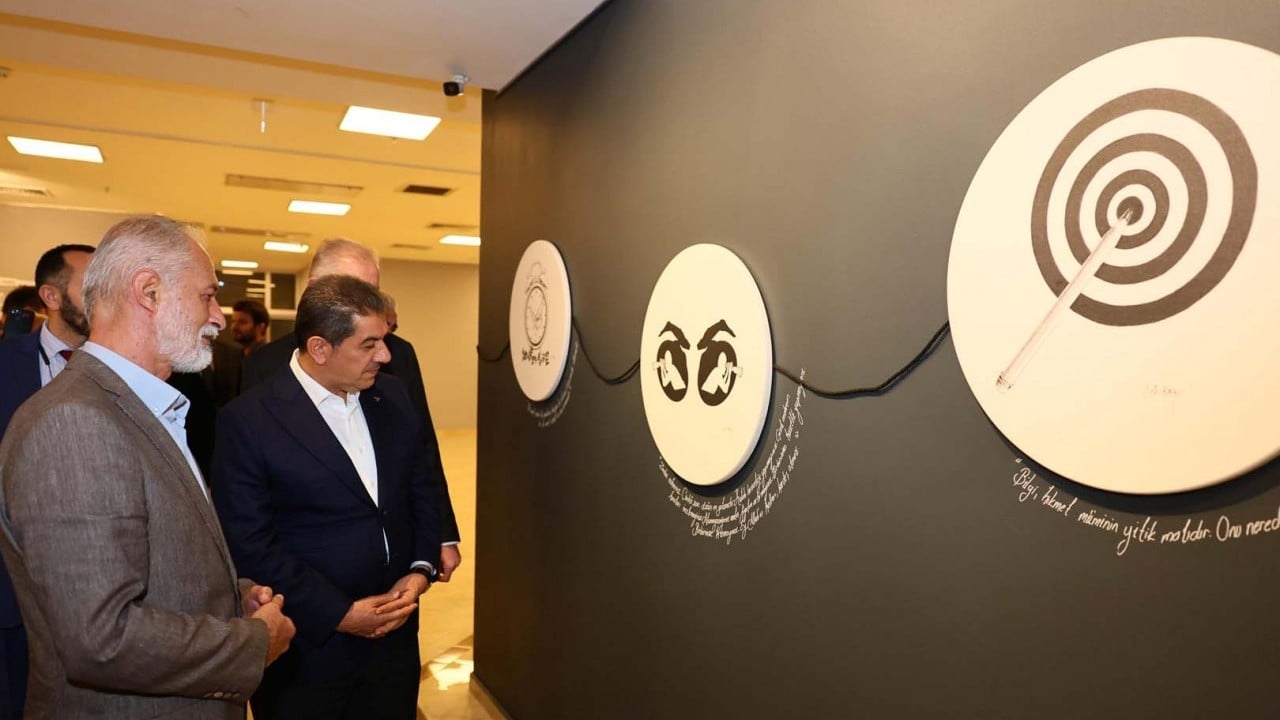 Foto - Hazreti Muhammed'in hadislerinden ilham alarak hazırlandı! "Tesbihat" sergisi kapılarını açtı