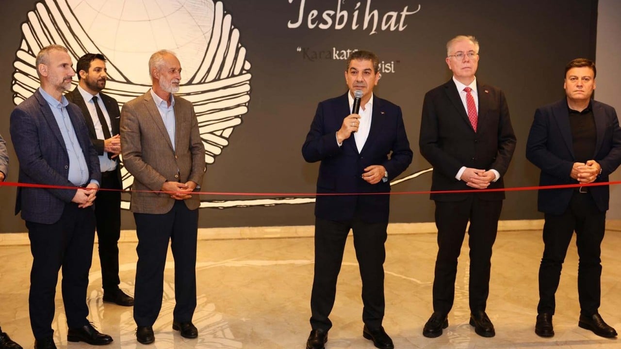 Hazreti Muhammed'in hadislerinden ilham alarak hazırlandı! "Tesbihat" sergisi kapılarını açtı