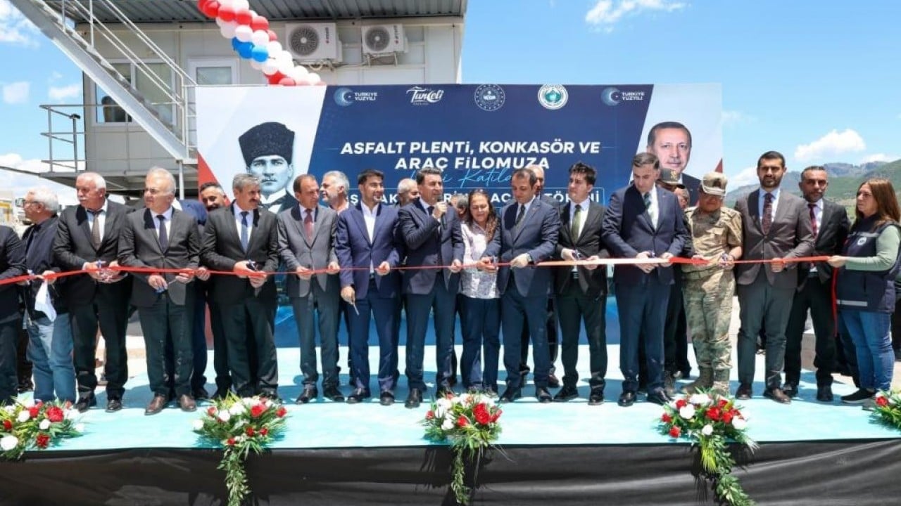 Foto - Hedef 120 kilometre sıcak asfalt Düğmeye basıldı yıpranmayan yola kavuşacak