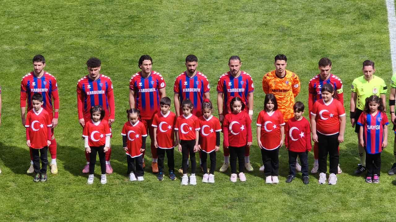 Foto - Helal olsun! Karabük İdmanyurdu'ndan anlamlı hareket