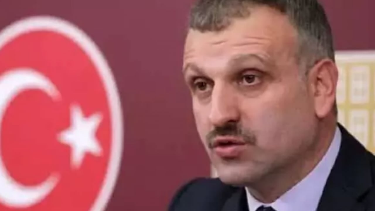 Foto - 'Help Turkey’ zihniyeti yine sahnede! Hadsiz Hadise'ye Oktay Saral'dan sert tepki!