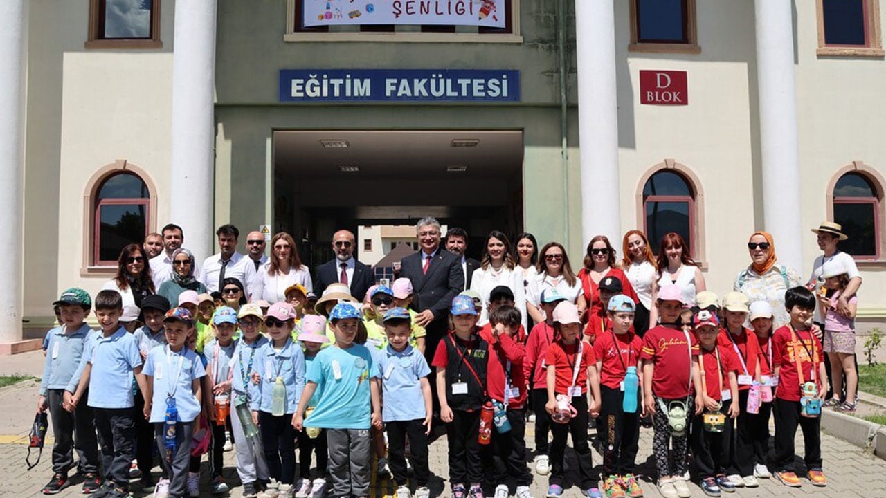 Foto - Hem eğlendiler hem öğrendiler! Çocuk varsa şenlik var