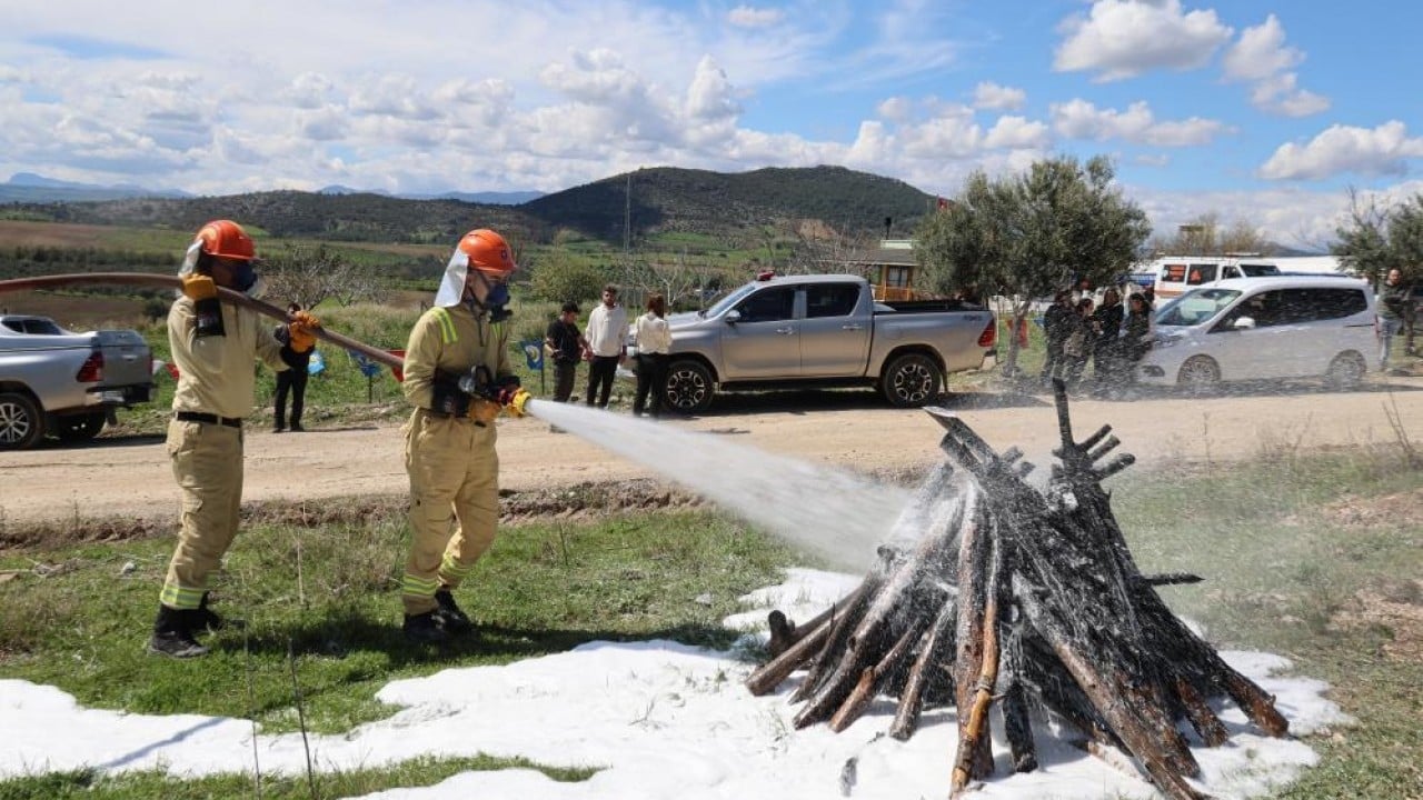 Foto - Hem kendileriyle hem zamanla yarıştılar Ateş savaşçılarının TOY'u nefes kesti