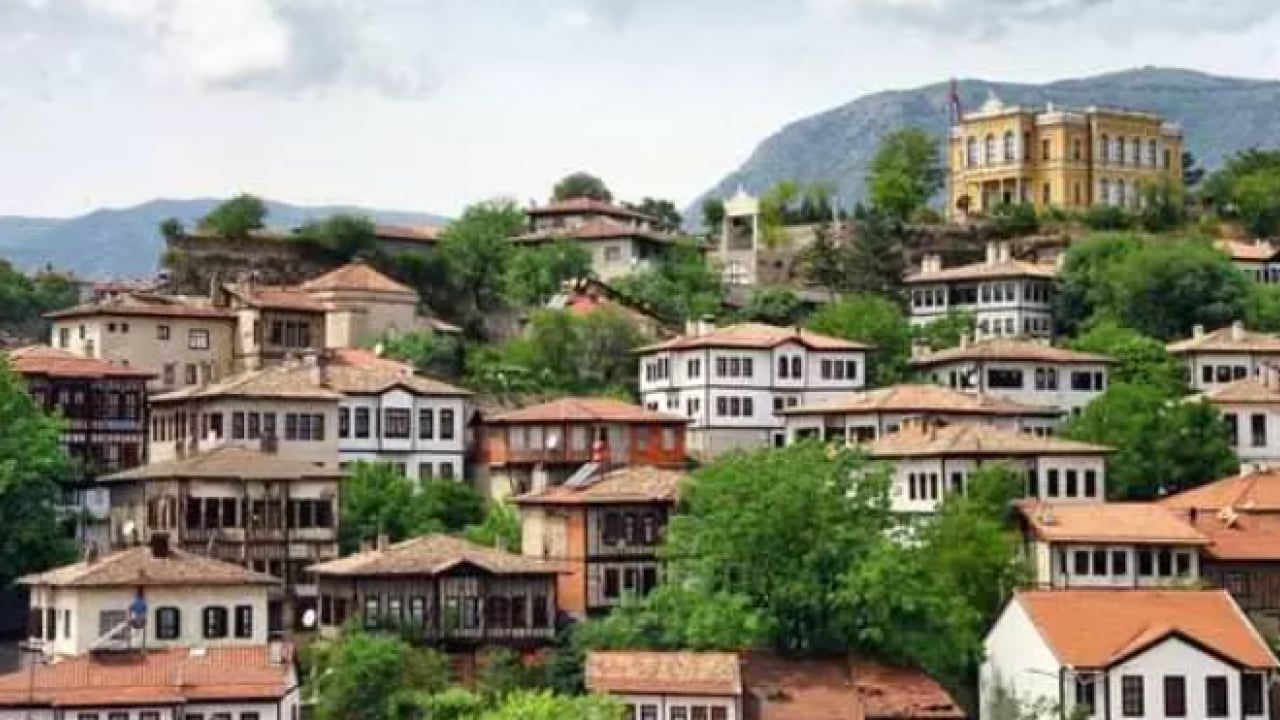 Foto - Hepsi başka yerlere bağlıydı: İşte sonradan il olan 14 ilçe!